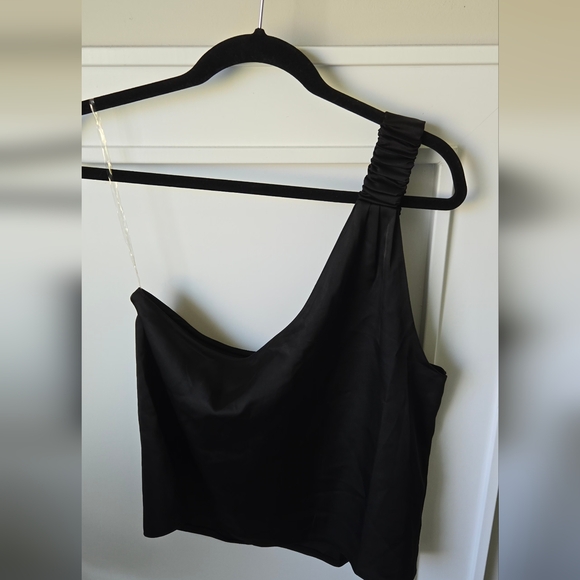 Know One Cares One Shoulder Blouse - Picture 4 of 4